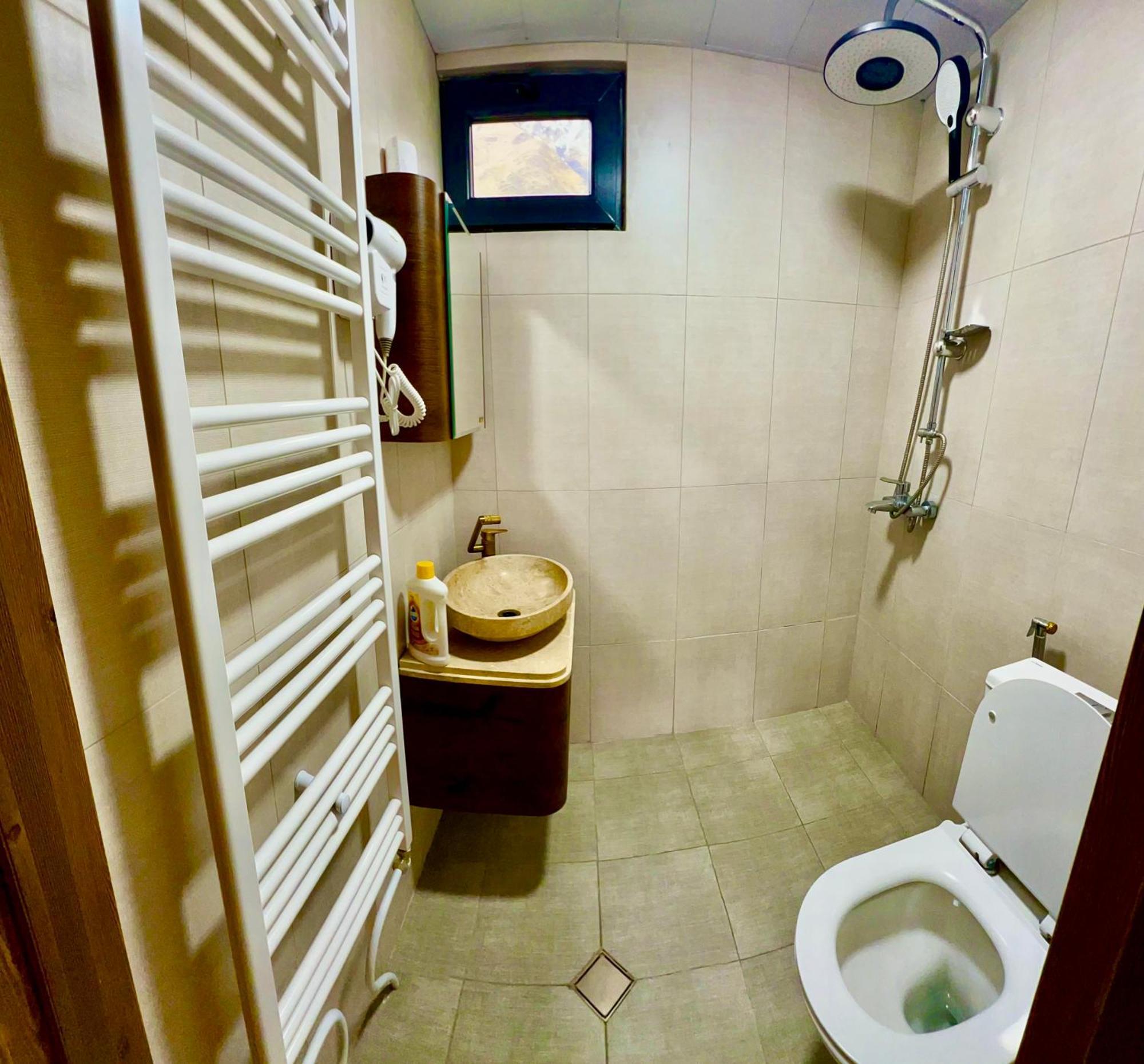 Cozy Home Kazbegi ภายนอก รูปภาพ